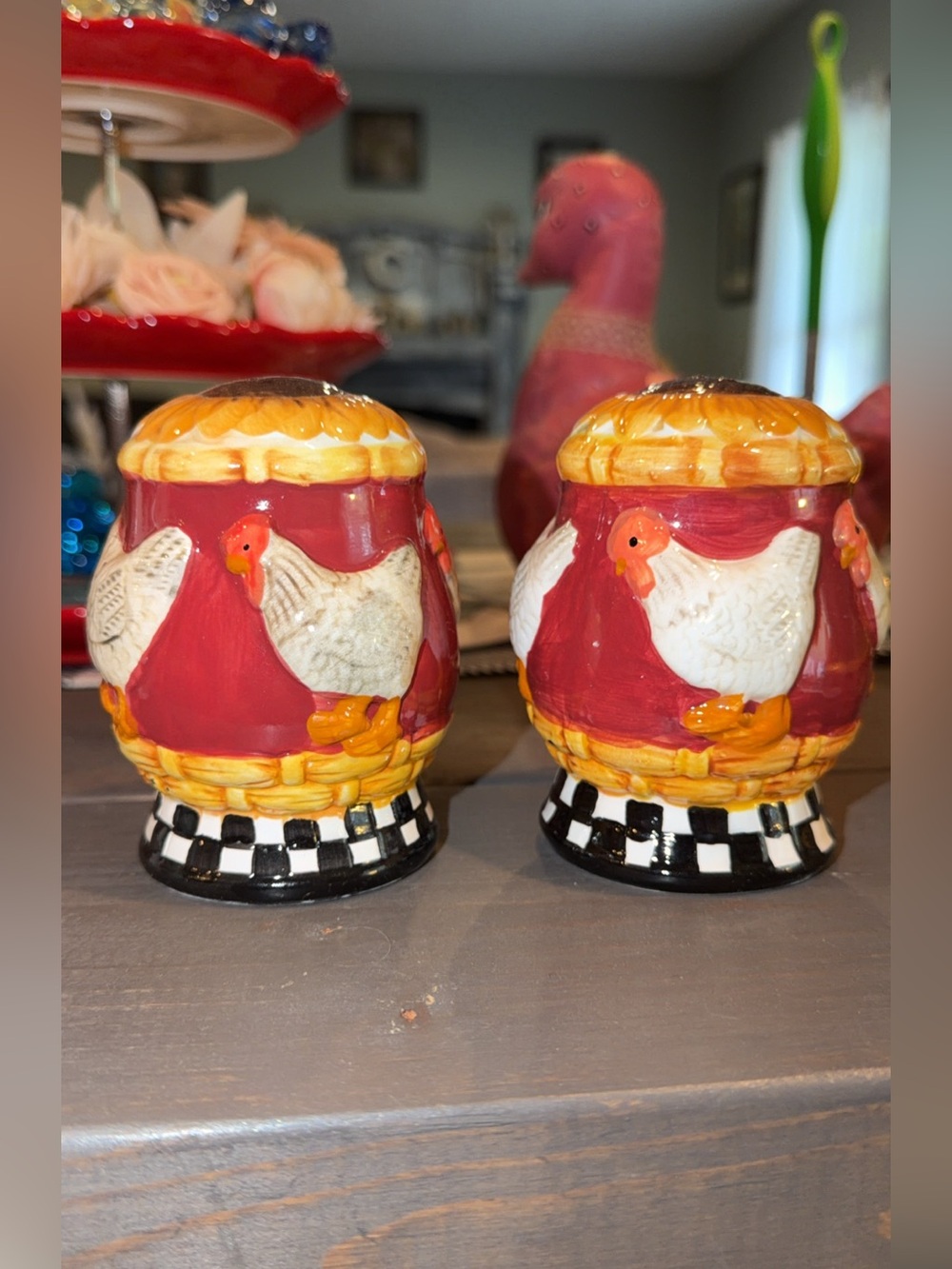 Red Farmhouse Chicken Ceramic Salt and Pepper Shaker Set